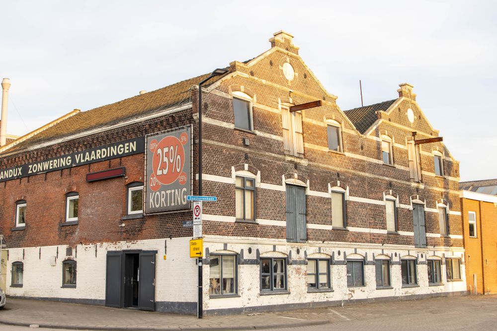 oosthavenkade met hoek Grote Visserijplein